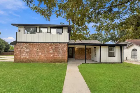 Exterior - 23126 Whispering Willow Dr, Spring, TX 77373 photo 2 of 9