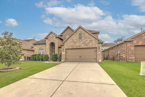 10066 S Whimbrel Cir, Conroe, TX 77385