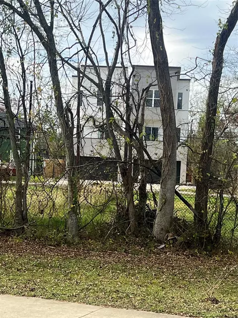3313 Sauer St, Houston, TX 77004