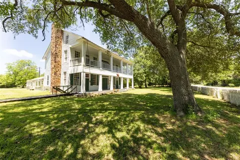 312 Fm 391, Hearne, TX 77859