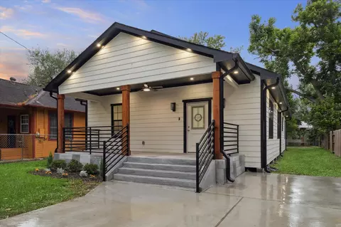 228 Lenox St, Houston, TX 77011