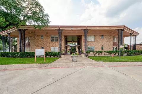 7600 Burgoyne Rd #248, Houston, TX 77063