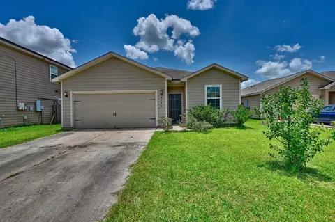 3005 Oak Ln, Brookshire, TX 77423