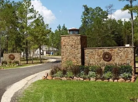 158 Granite Rd, Huntsville, TX 77340