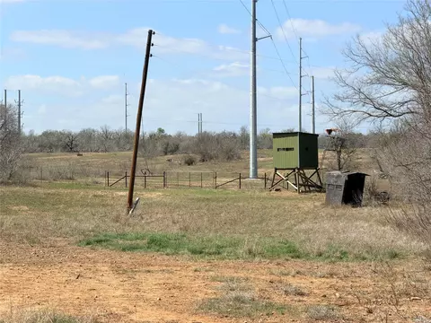 00 Fm 671, Luling, TX 78648 photo 17