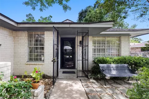 3523 Pine Meadow Ln, Houston, TX 77039