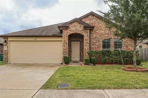 61 Rodeo Crest Dr, Manvel, TX 77578