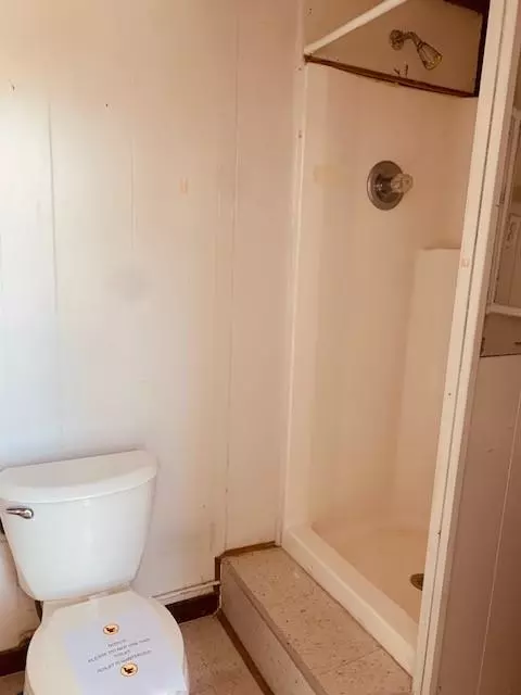 Bath - 401 E Main St, Humble, TX 77338 photo 3 of 3