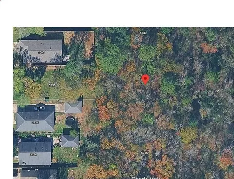 5723 Bobby Burns St, Houston, TX 77028