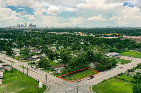 7631 Hirsch Rd, Houston, TX 77016