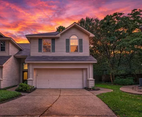 15 Bellisima Ct, The Woodlands, TX 77384
