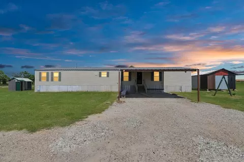 2635 Olvera Ln, Sealy, TX 77474 photo 1