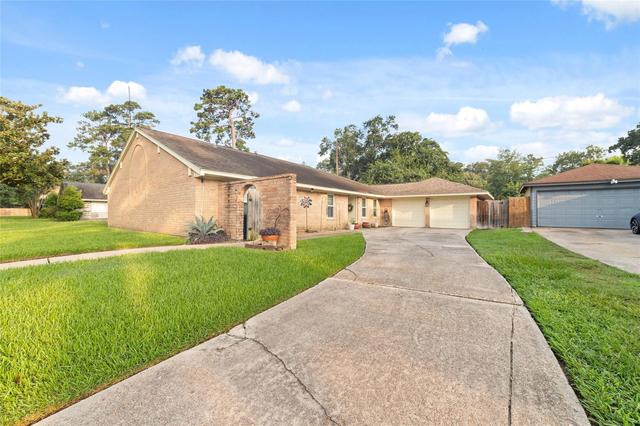 218 Black Forest Dr, Spring, TX 77388