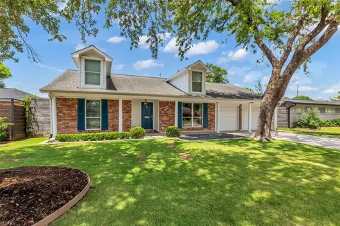 1819 Mill Creek Dr, Houston, TX 77008