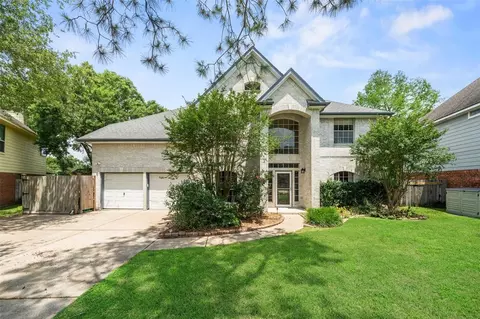 2502 Sea Horse Ct, Seabrook, TX 77586