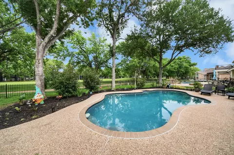1606 Country Squire Dr, Richmond, TX 77406
