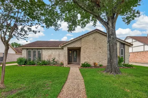 16431 Larkfield Dr, Houston, TX 77059