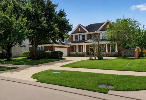 4627 Lake Knoll Ct, Sugar Land, TX 77479