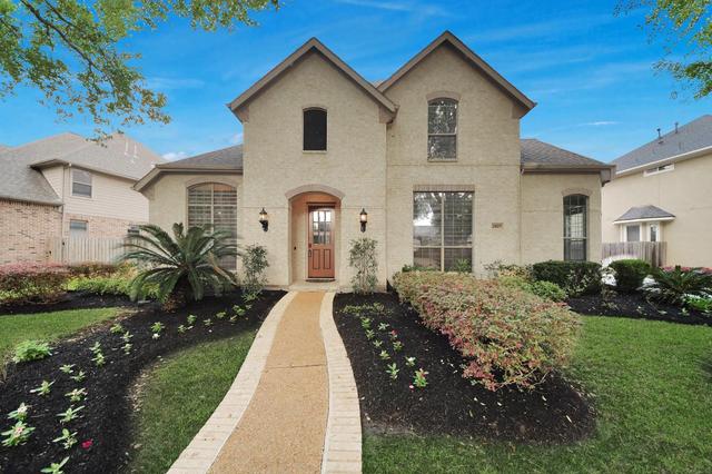 1807 Ravenel Ln, Sugar Land, TX 77479