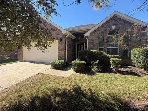 13417 Star Creek Ln, Rosharon, TX 77583