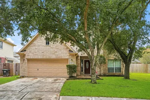 6508 Lauren Ln, Pearland, TX 77584