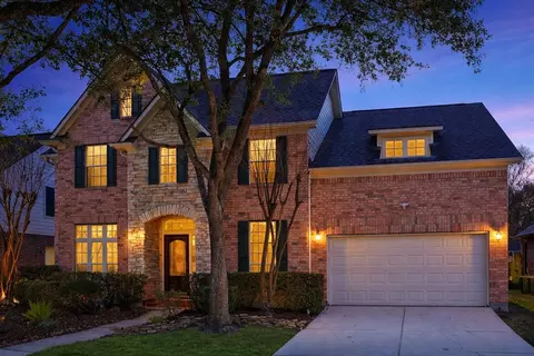 3002 Autumn Cove Ct, Friendswood, TX 77546