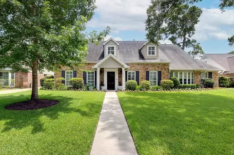 13907 Woodthorpe Ln, Houston, TX 77079