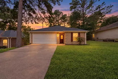 146 Hidden Valley Cir, Huntsville, TX 77340
