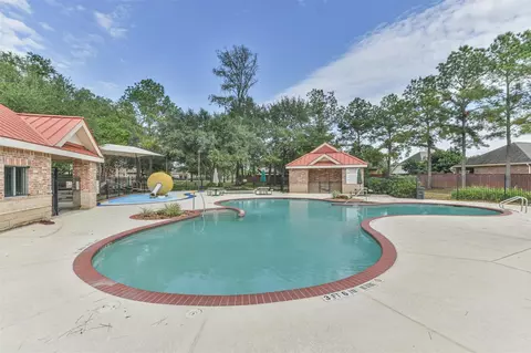 Exterior - 2530 Hendricks Lakes Dr, Spring, TX 77388 photo 9 of 9