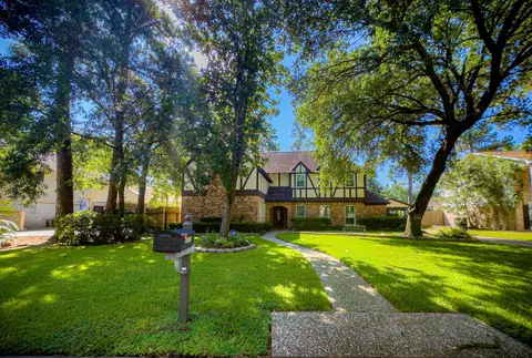 10723 Elmdale Dr, Houston, TX 77070