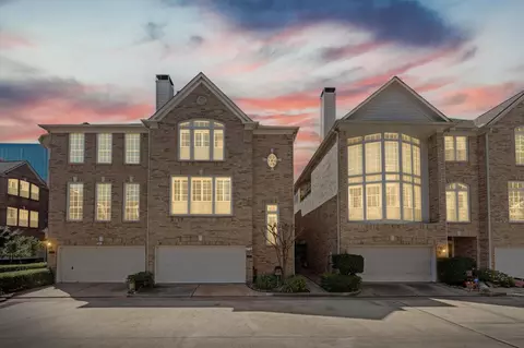 20 Stalynn Ln, Houston, TX 77027