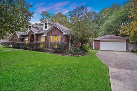 4 Robin Trl, Conroe, TX 77304 photo 1