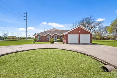 7803 Prairie St, Hitchcock, TX 77563