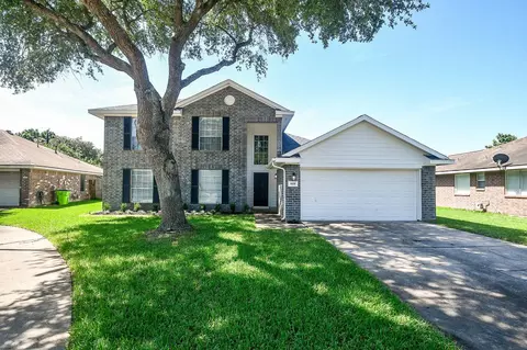 4810 Arbor Ct, Rosenberg, TX 77471