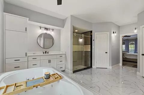 Bath - 17618 Hidden Forest Dr, Spring, TX 77379 photo 4 of 6