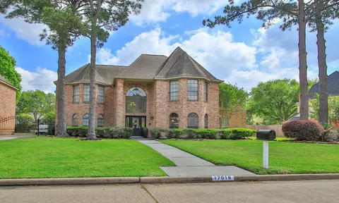 17618 Hidden Forest Dr, Spring, TX 77379