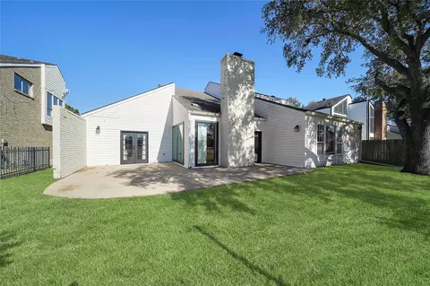 14607 Muirfield Ln, Houston, TX 77095