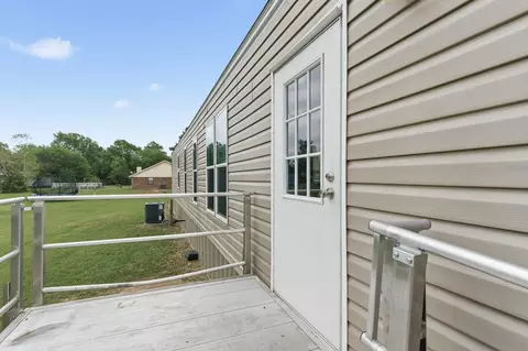 Exterior - 428 W W Pne, Winnie, TX 77665 photo 1 of 11
