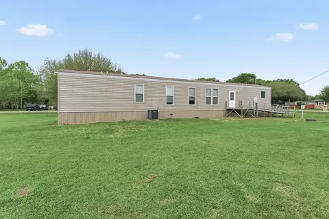 Exterior - 428 W W Pne, Winnie, TX 77665 photo 3 of 11