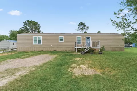 Exterior - 428 W W Pne, Winnie, TX 77665 photo 6 of 11