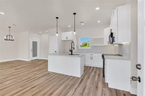 5107 S Acres, Houston, TX 77048