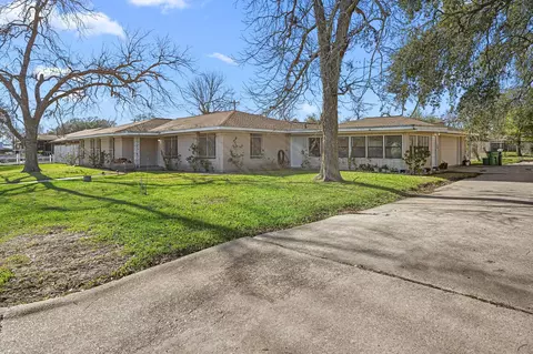 2109 Britton St, Baytown, TX 77520