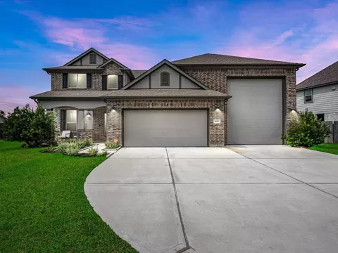 14815 Churchill Downs Ave, Mont Belvieu, TX 77523