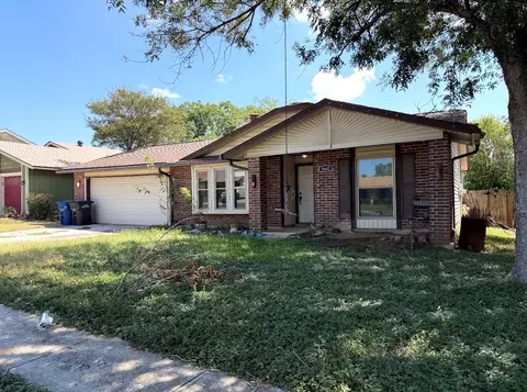 5662 Wood Climb St, San Antonio, TX 78233
