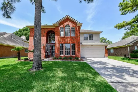 11707 Turtle Lake Dr, Houston, TX 77064