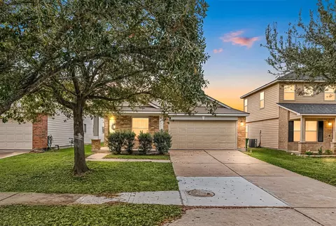 9230 Wolcott Park Ln, Houston, TX 77075
