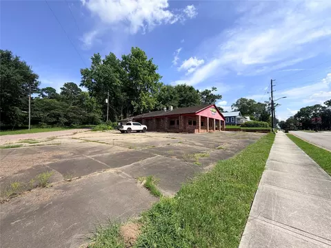 400 S Main St, Jasper, TX 75951 photo 6