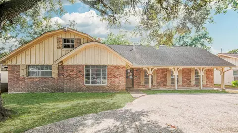 8011 Richmond Ave, Houston, TX 77063