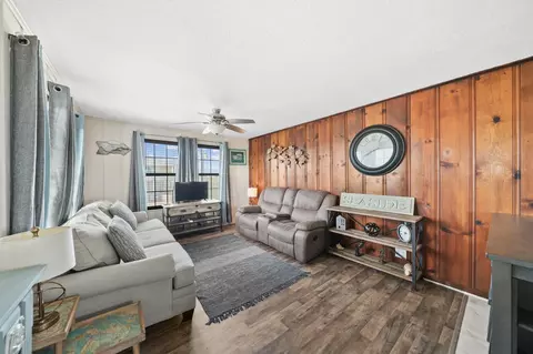 Living - 714 Caisson St, Surfside Beach, TX 77541 photo 1 of 6