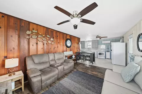 Living - 714 Caisson St, Surfside Beach, TX 77541 photo 5 of 6